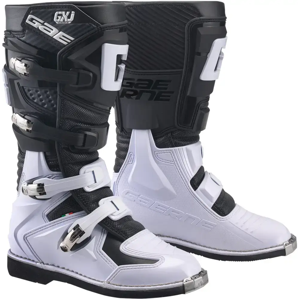 Gx J Boots Black/White Sz 02