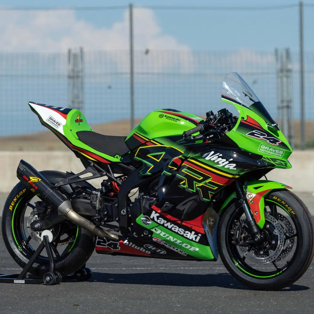 Kawasaki WORKS2 ZX-4RR Carbon Full Exhaust System - Parts