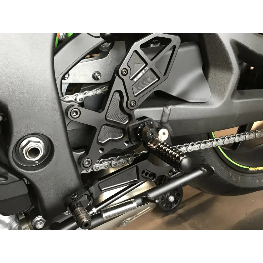 Rear Set Complete Blk Kaw