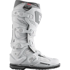 Sg 22 Boots White Sz 07