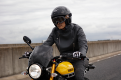 Arai Classic-V Black Helmet | XS-2XL
