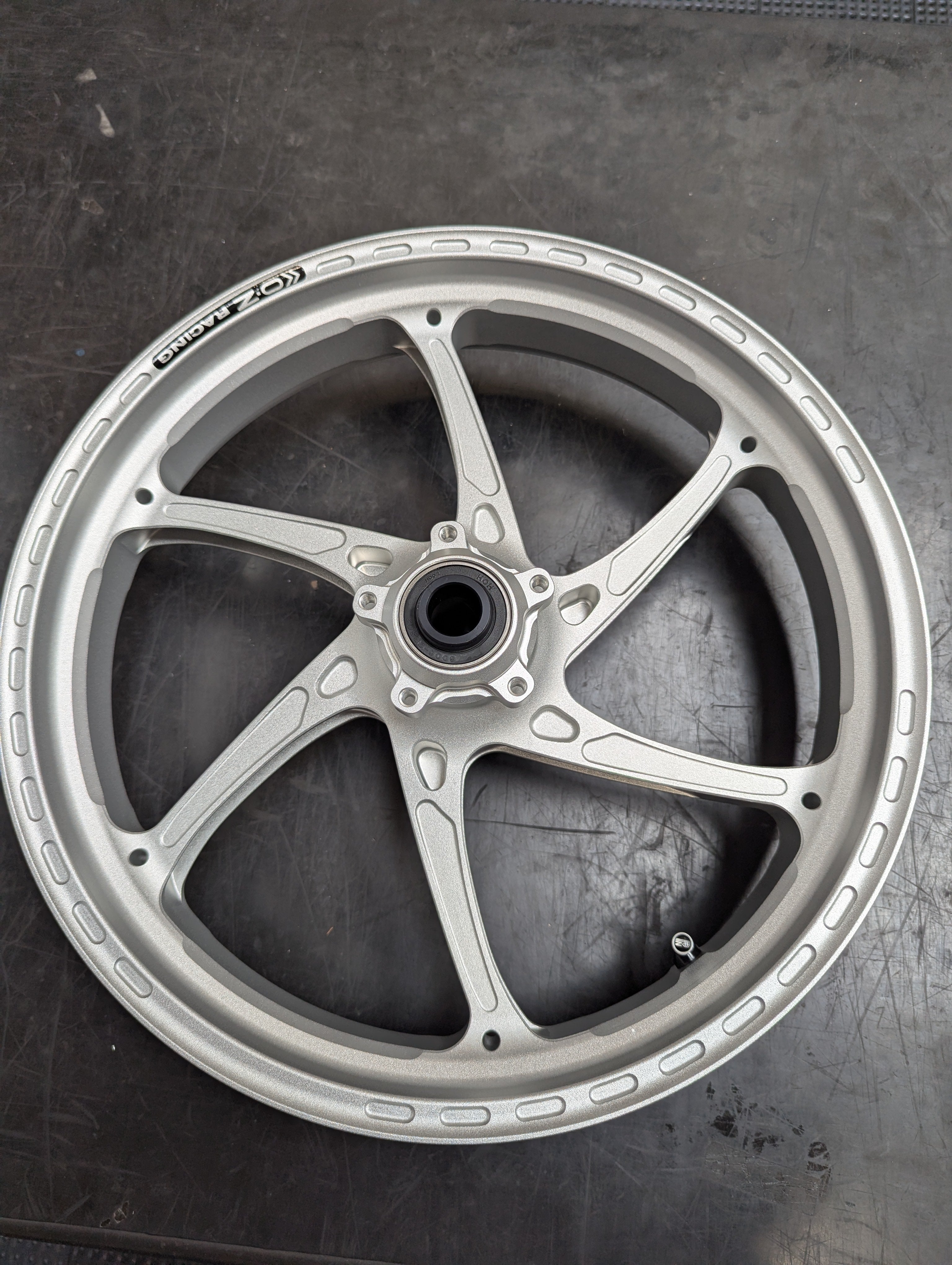 OZ CATTIVA FORGED MAGNESIUM WHEEL SET: DUCATI SMALL REAR HUB