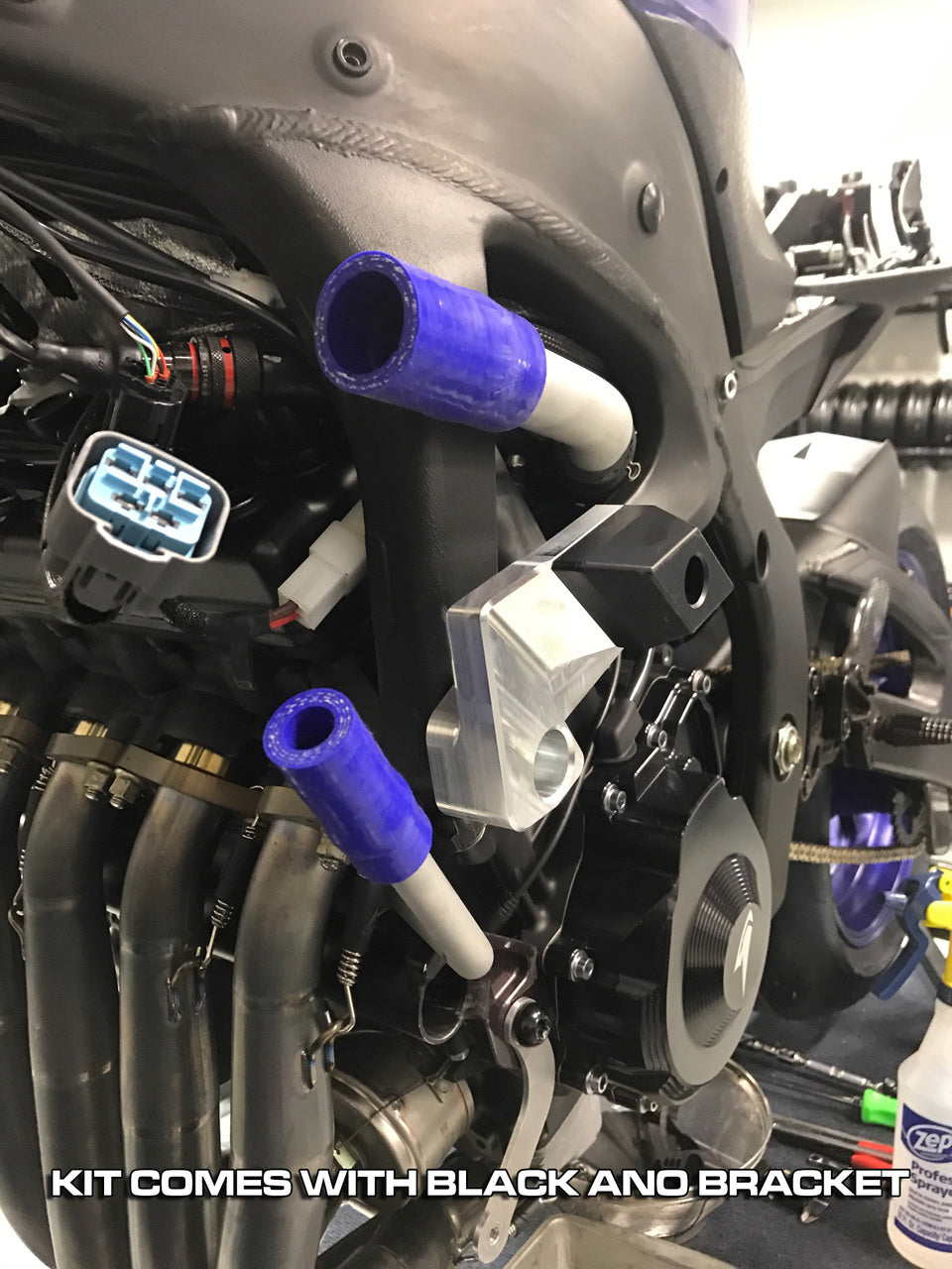 Graves Yamaha R6 Diamond Frame Sliders 2017 +