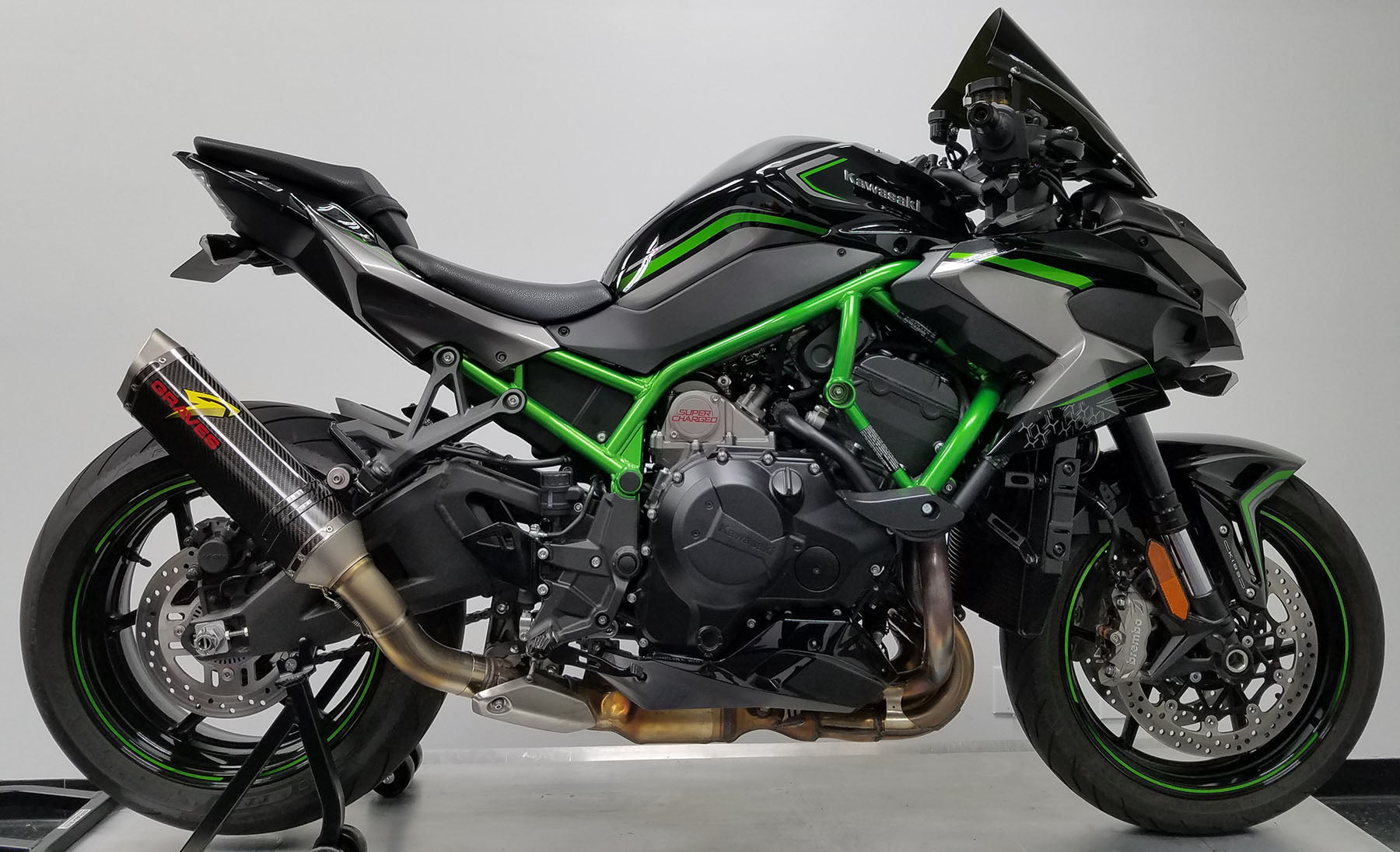 Kawasaki ZH2 Cat Eliminator Exhaust System