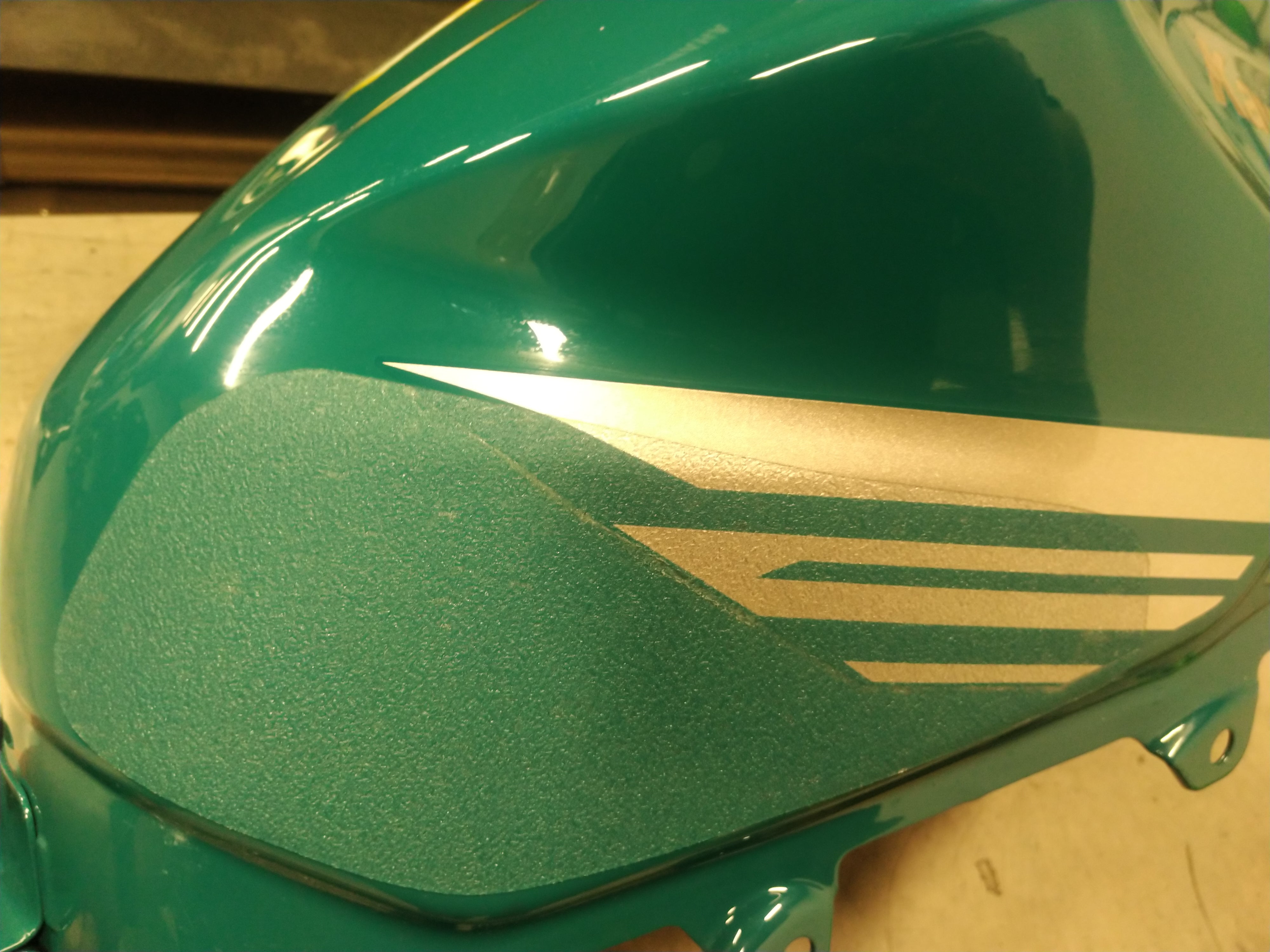 Kawasaki Ninja 400 Tank Grip