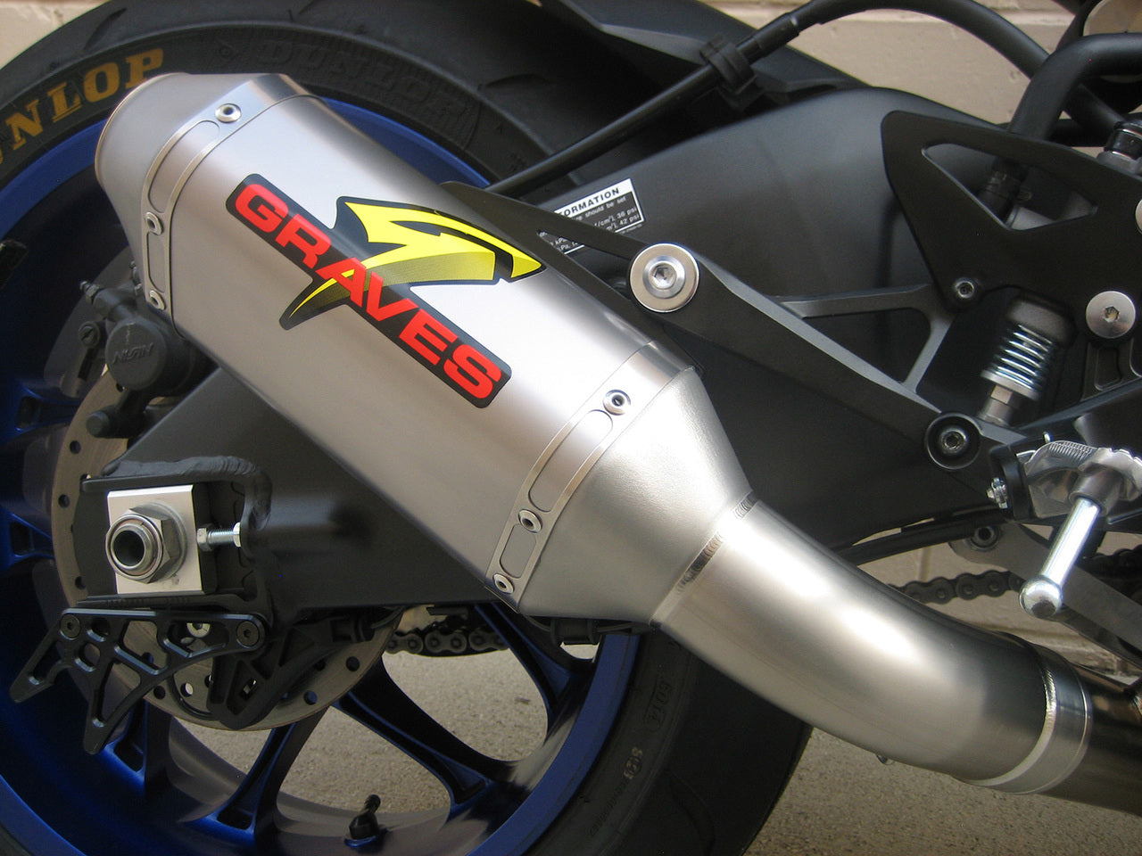 Graves Motorsports Yamaha R1 Short Cat Eliminator Titanium Exhaust