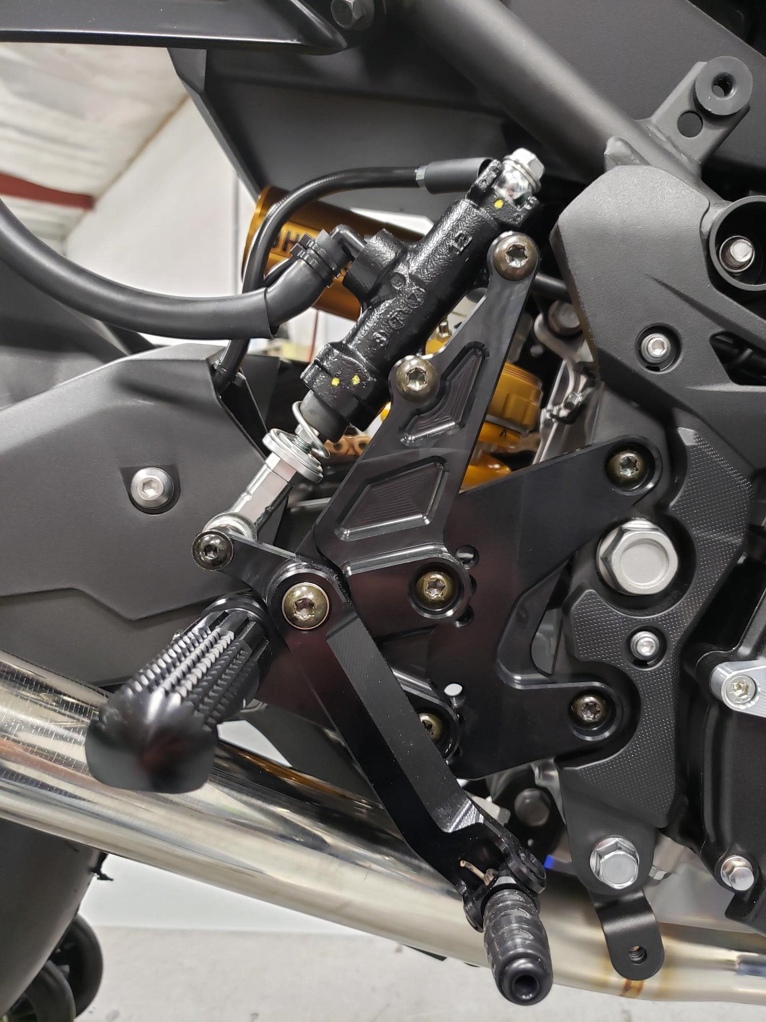 Graves Motorsports Kawasaki Ninja 400 Adjustable Rearsets