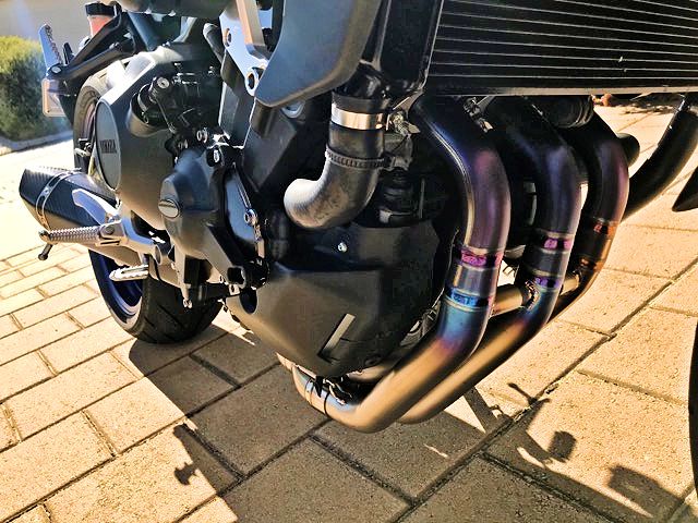 Vandemon Performance Yamaha MT09 FZ09 XSR900 Titanium Exhaust & Carbon Fiber Muffler 2014-2020