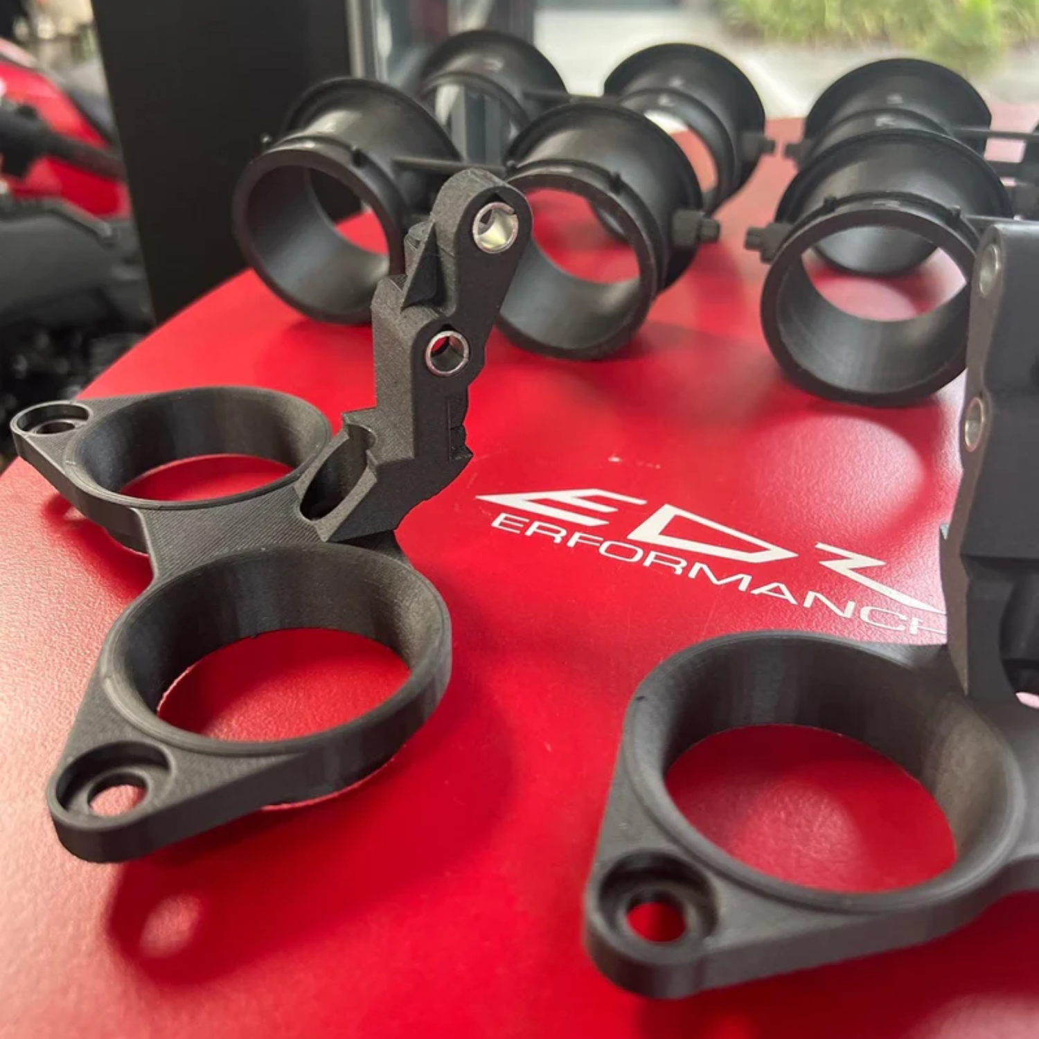 EDR Performance Yamaha R6 Velocity Stacks | 08-24