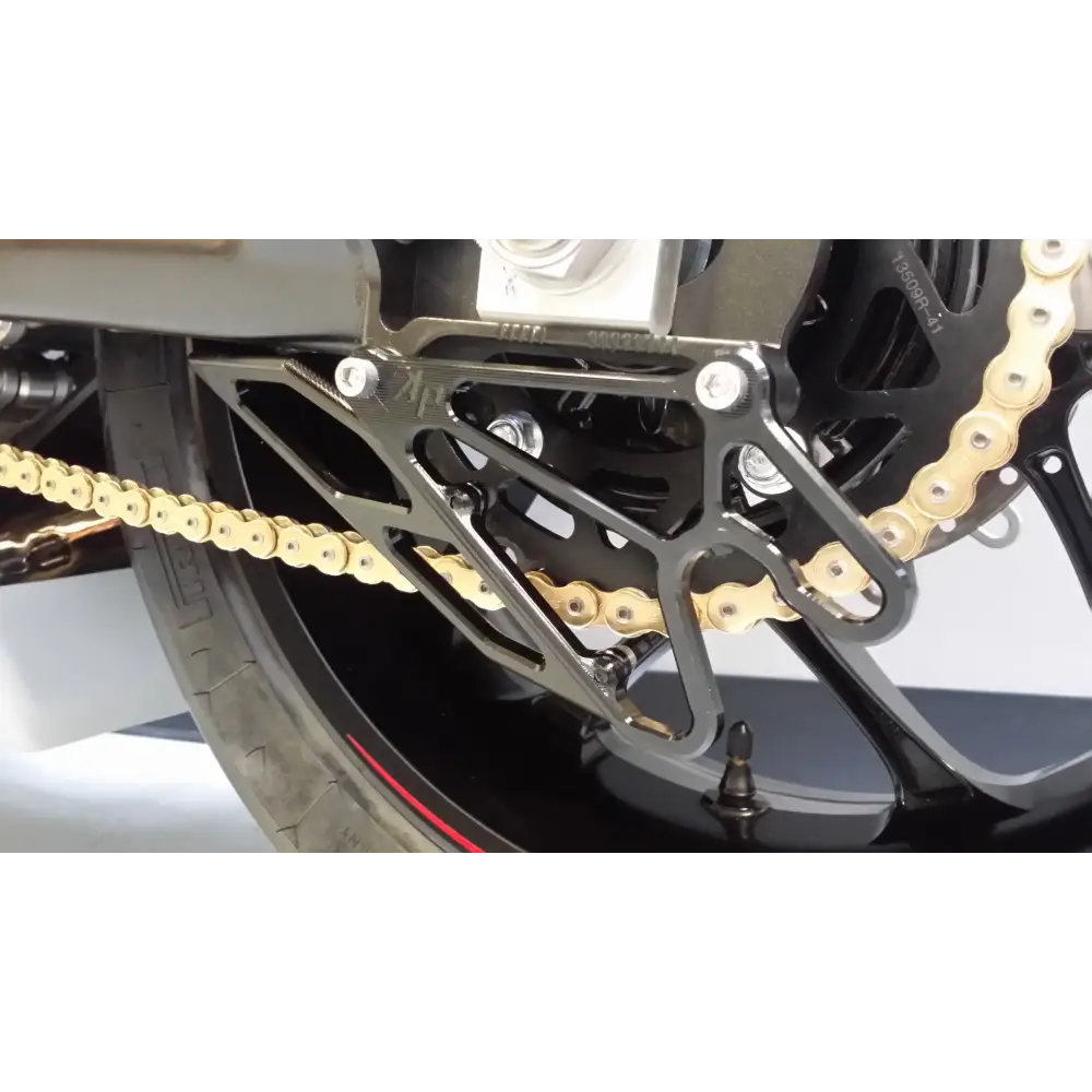 Attack Performance Lift Mount - Sprocket Guard Kit Yamaha YZF R1 15 - R6 17- - Chain & Sprocket Kits