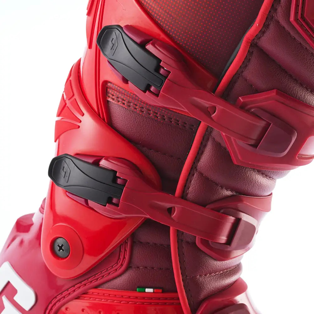 Fastback Endurance Boots Blood Moon Sz 11