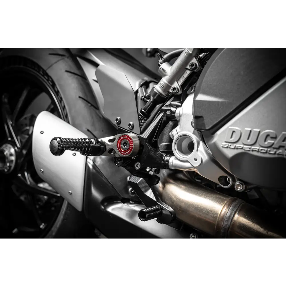 GILLES TOOLING MUE2 Rearset - Black - Ducati MUE2-D03-B - Foot Control Group