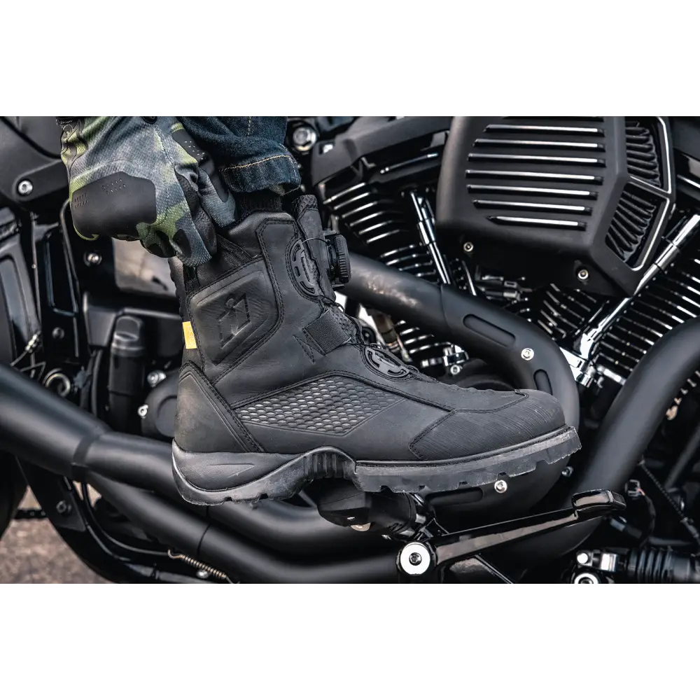 ICON Stormhawk Boots - Black - Size 8 3403-1150