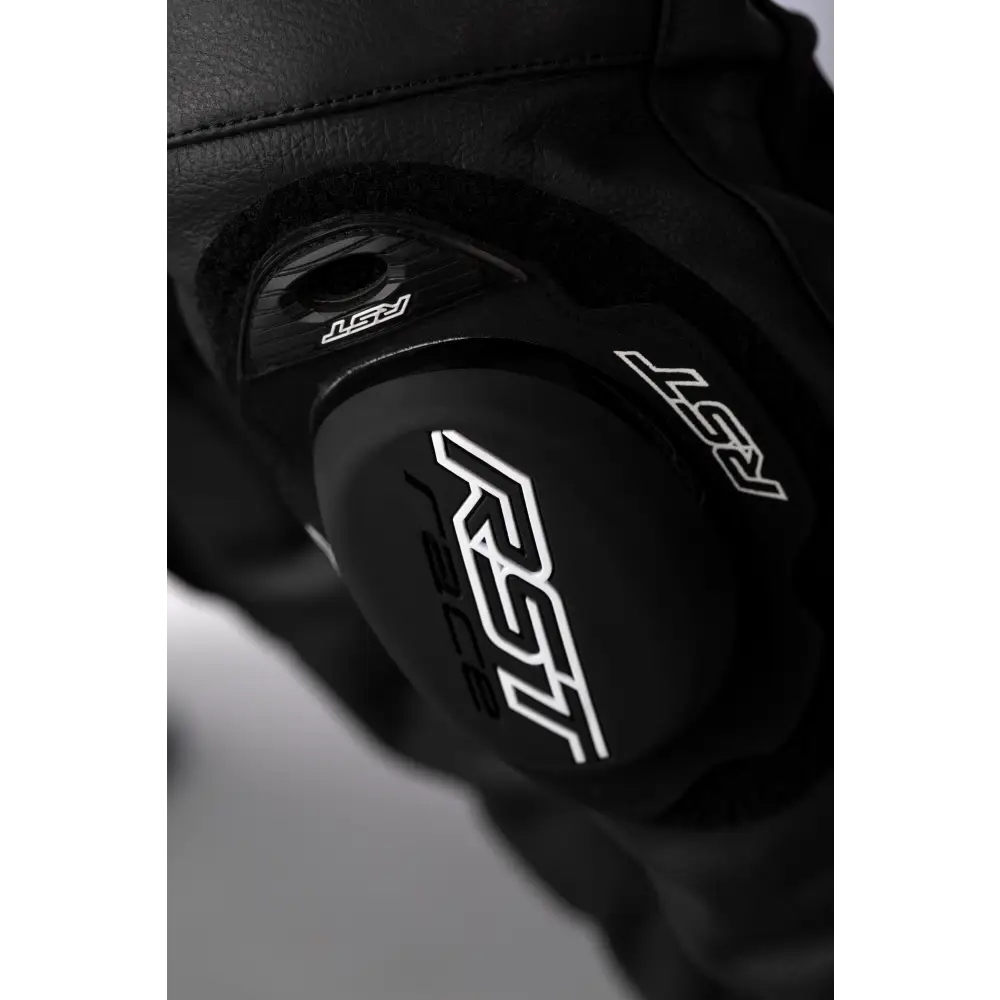 S1 Ce Jean Black/Black Leather Sm
