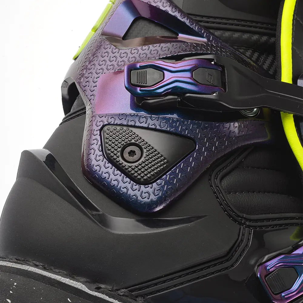 Sg22 Boots Chameleon Sz 11