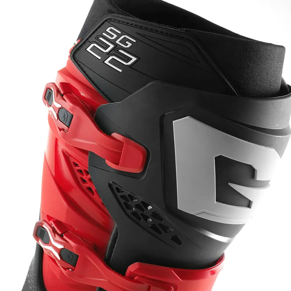 Sg22 Gore Tex Enduro Le Boots Red/Black/Grey Sz 13